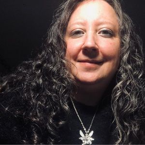 Meet your Posher, Kendra
